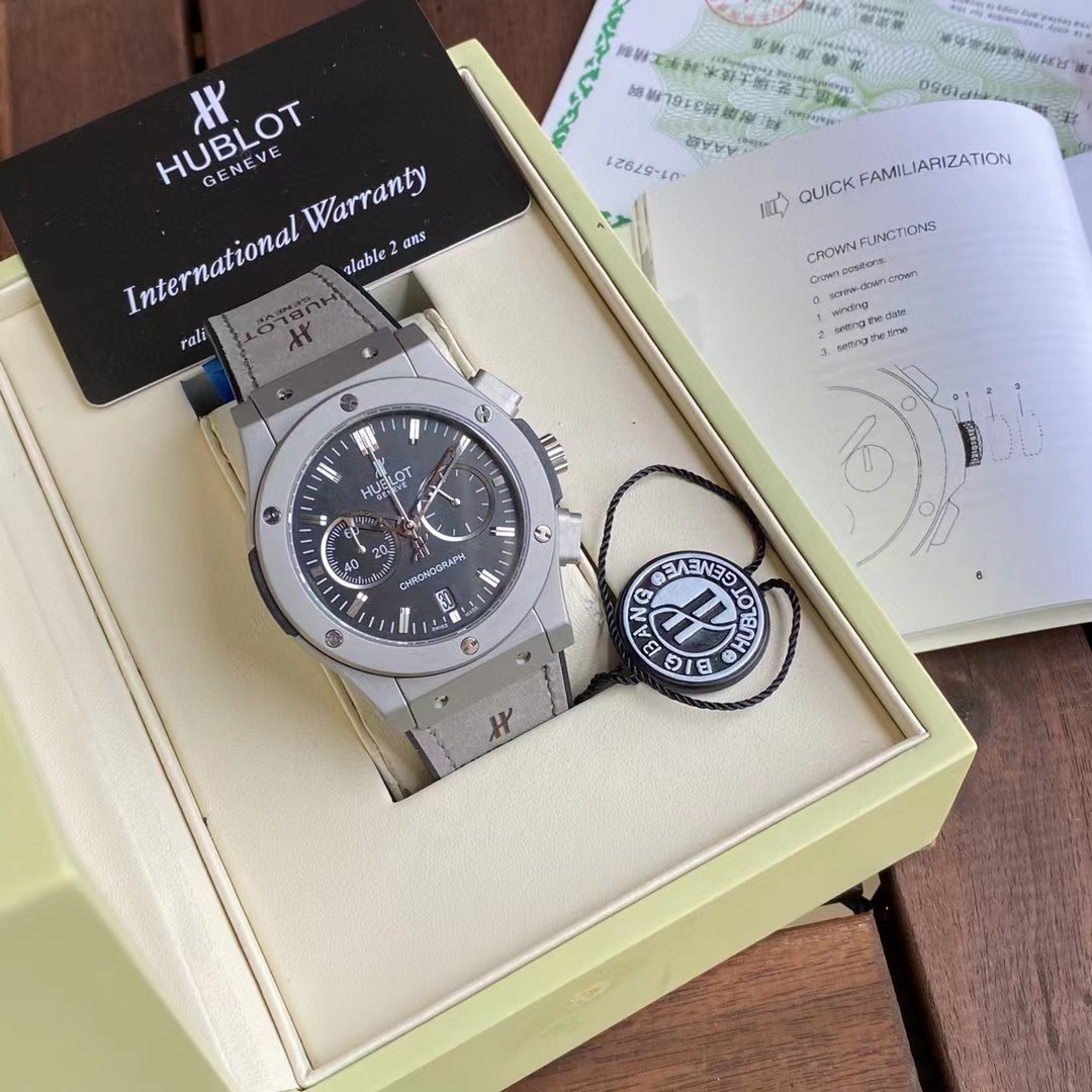 Hublot Watch    - 