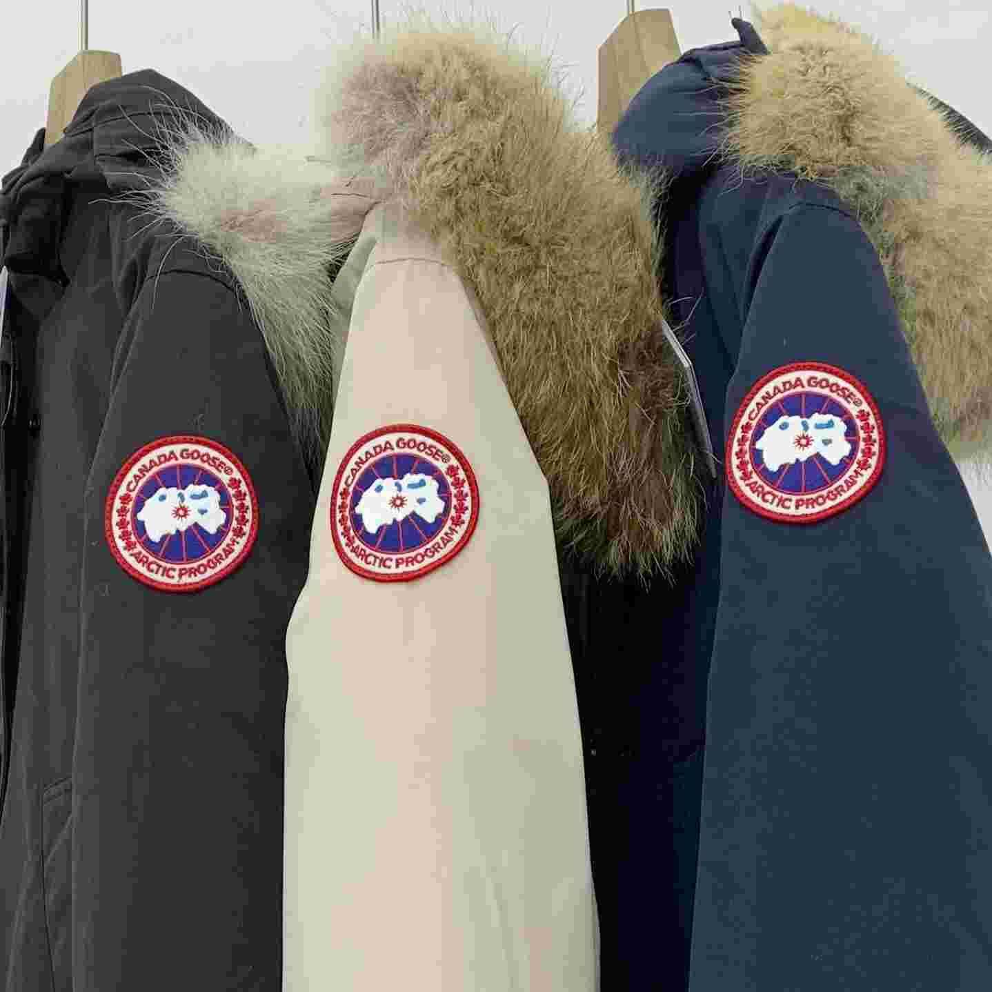Canada Goose Long Down Jacket - 