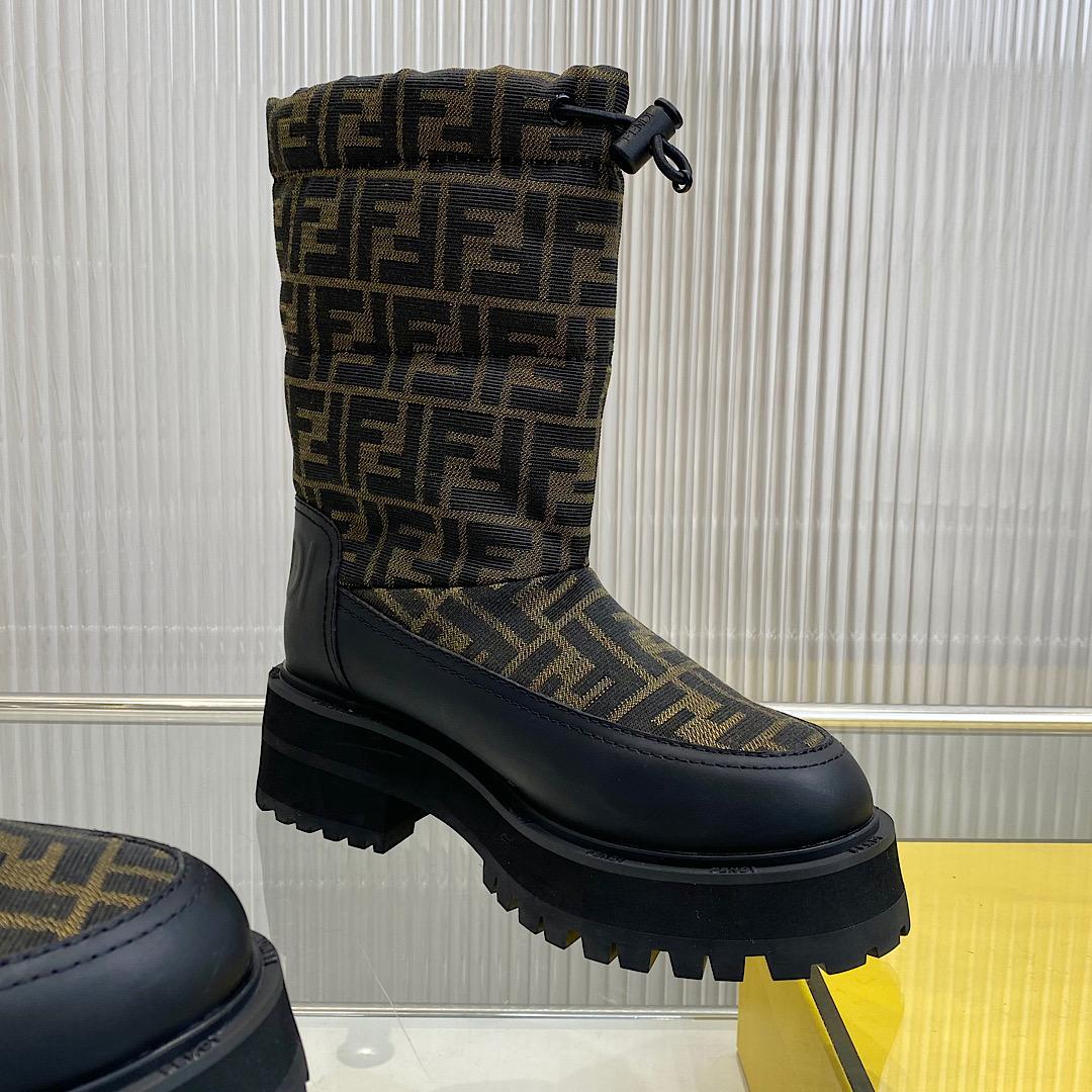 Fendi FF Logo Boots - 