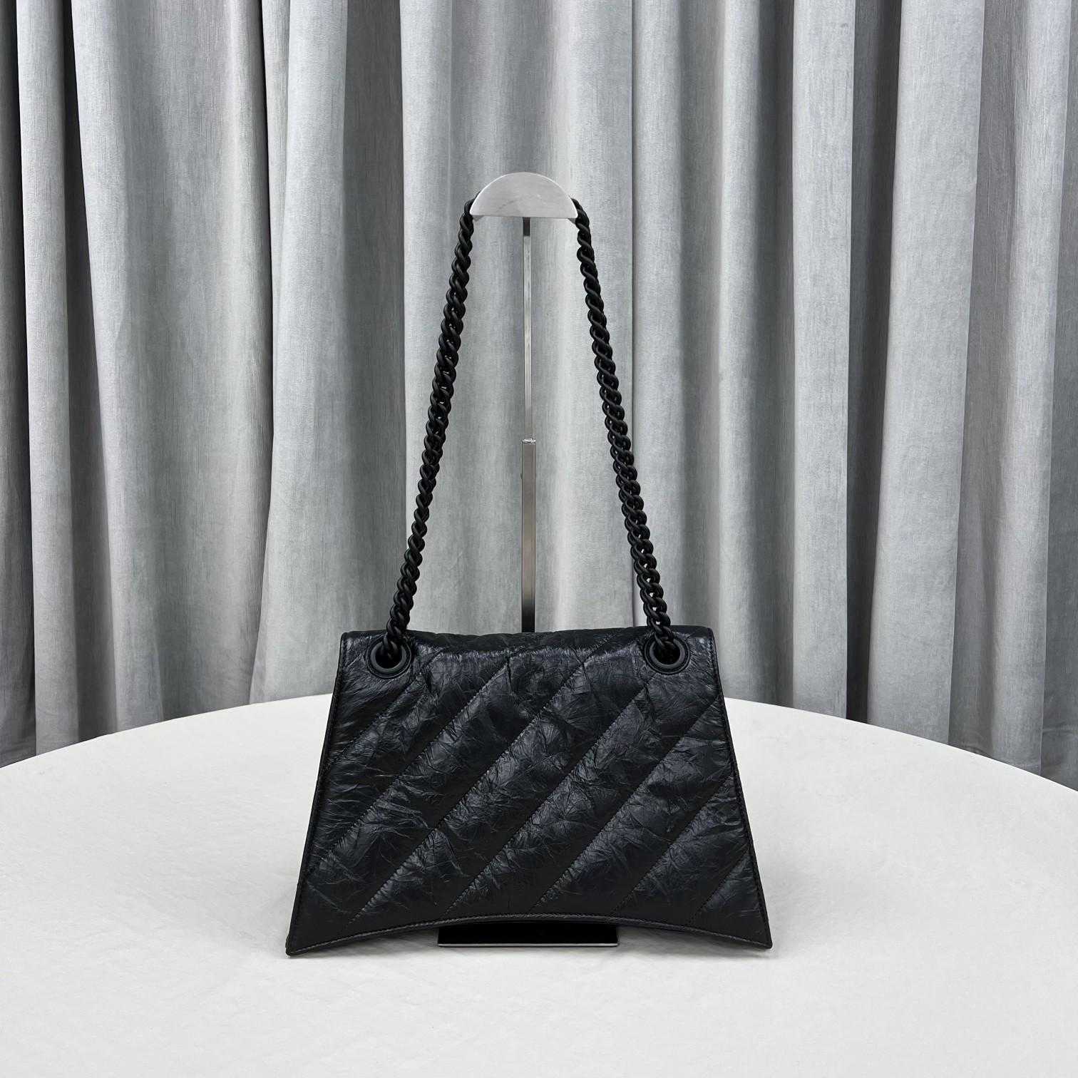 Balenciaga Women's Crush Medium Chain Bag Quilted In Black(31-20-12cm) - 