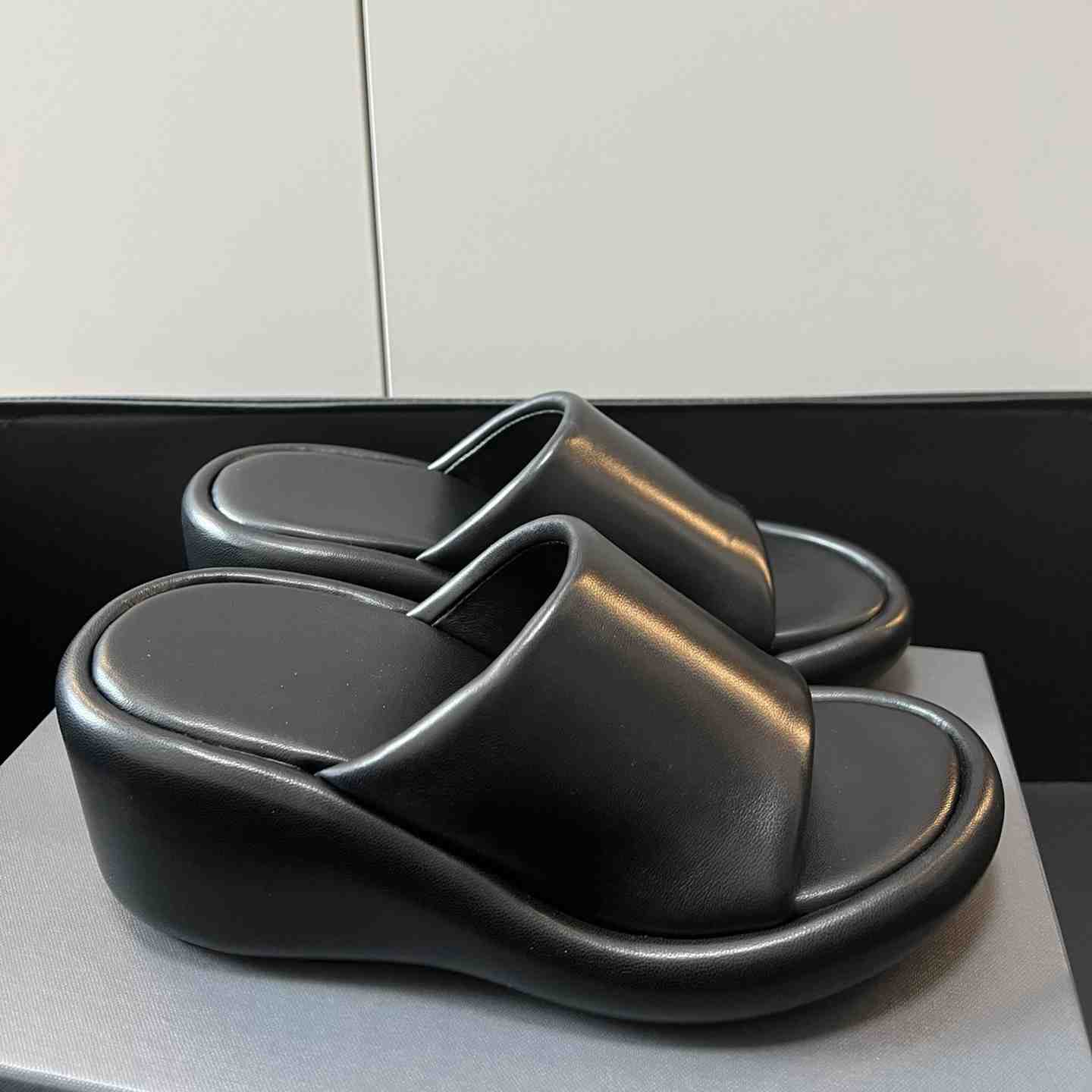 Balenciaga Black Rise Wedge Sandals - DesignerGu