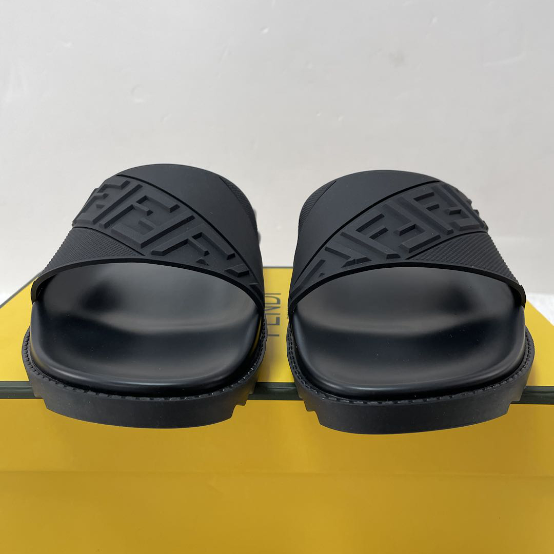 Fendi Black Rubber Footbed Slides - 