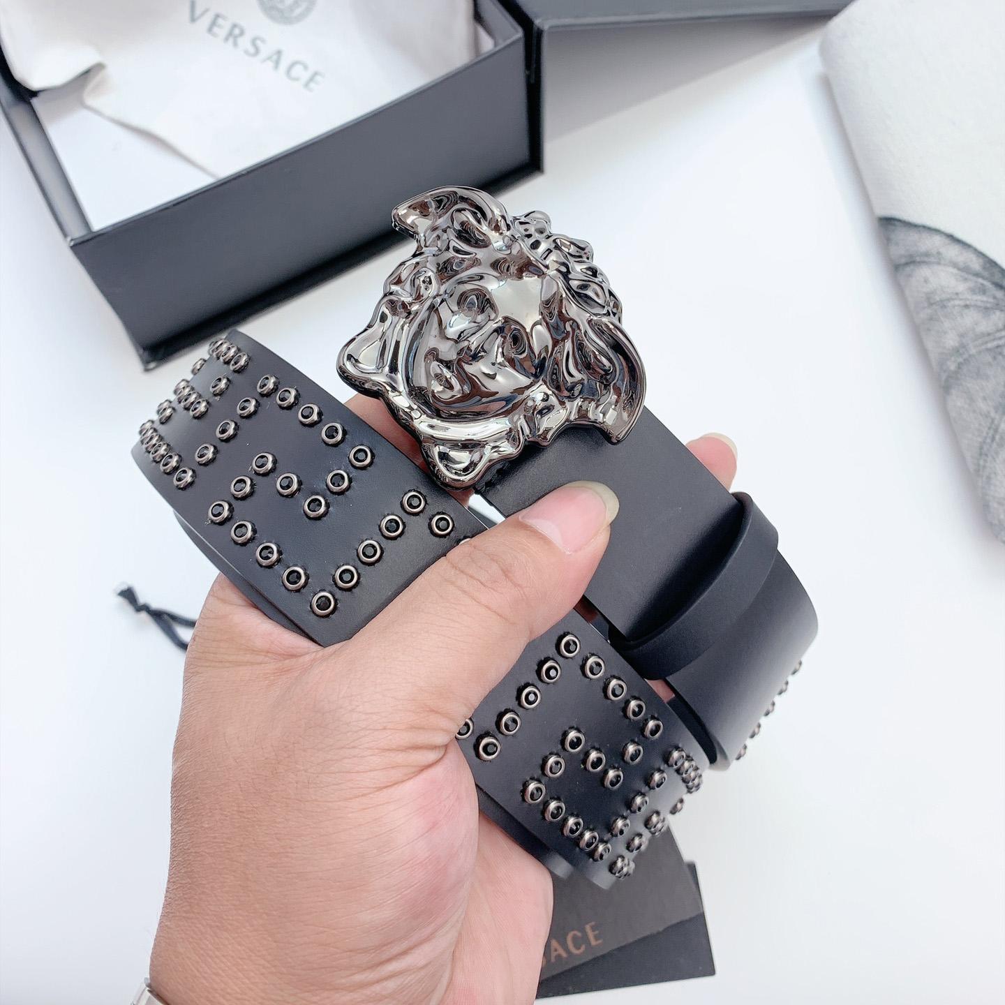 Versace Medusa Leathre Belt    40mm - 
