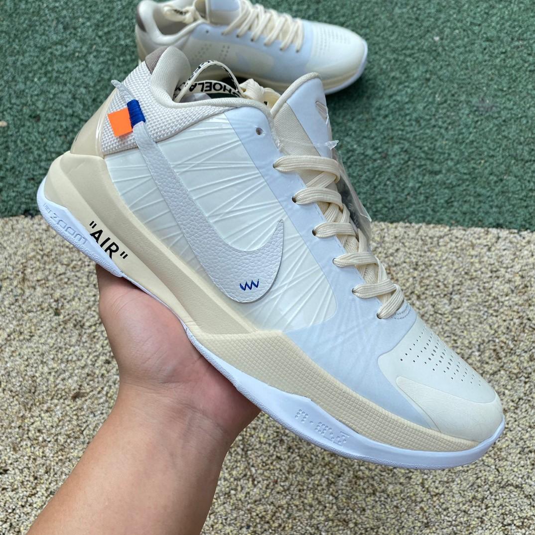Off-white x Nike Kobe Sneaker      CZ0790-113 - 