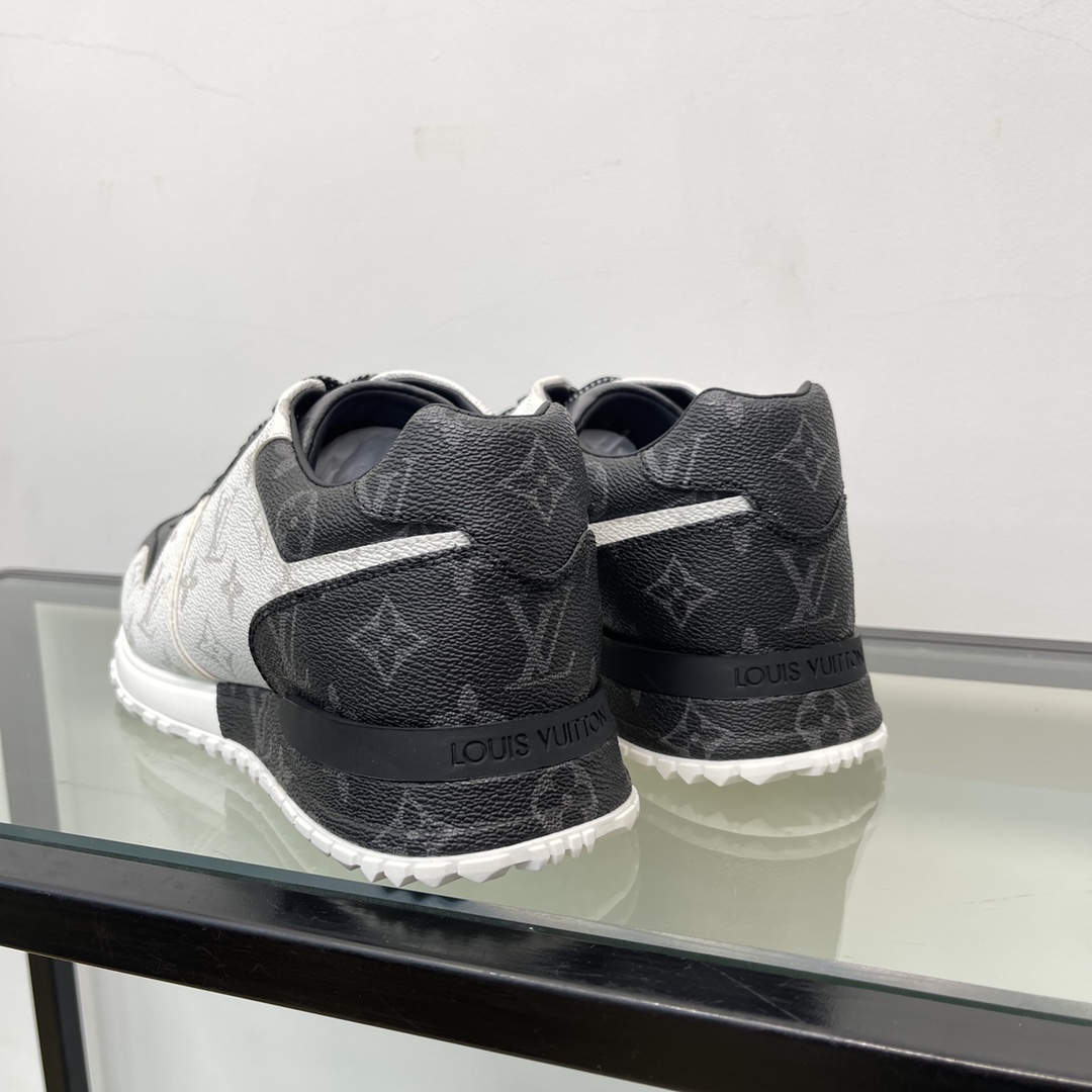 Louis Vuitton Run Away Sneaker        1A8UZL - 