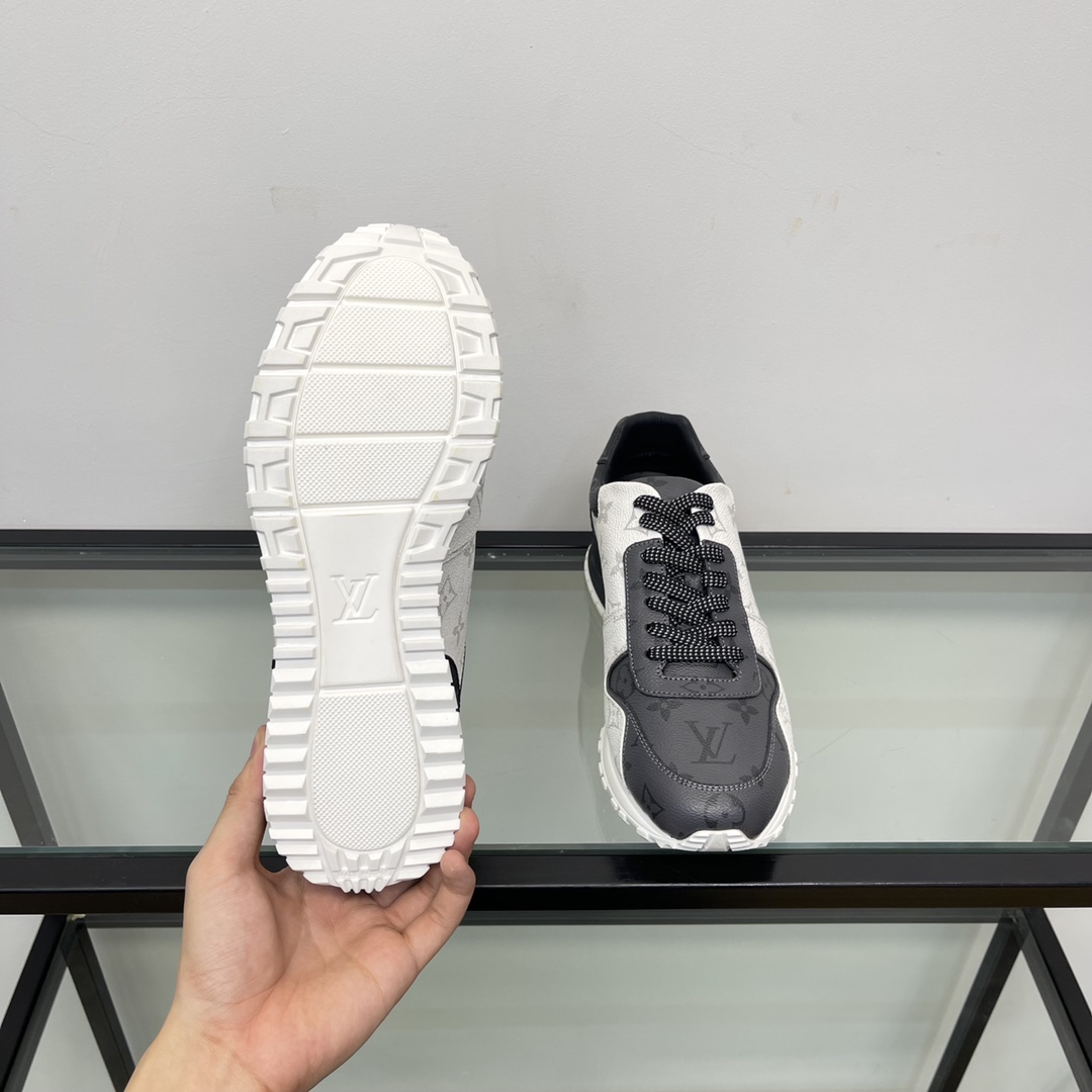 Louis Vuitton Run Away Sneaker        1A8UZL - 