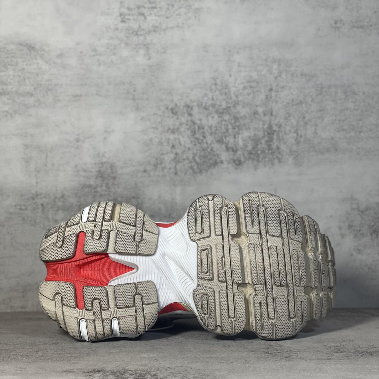 Balenciaga Cargo Sneaker In Beige, Grey And Red - 
