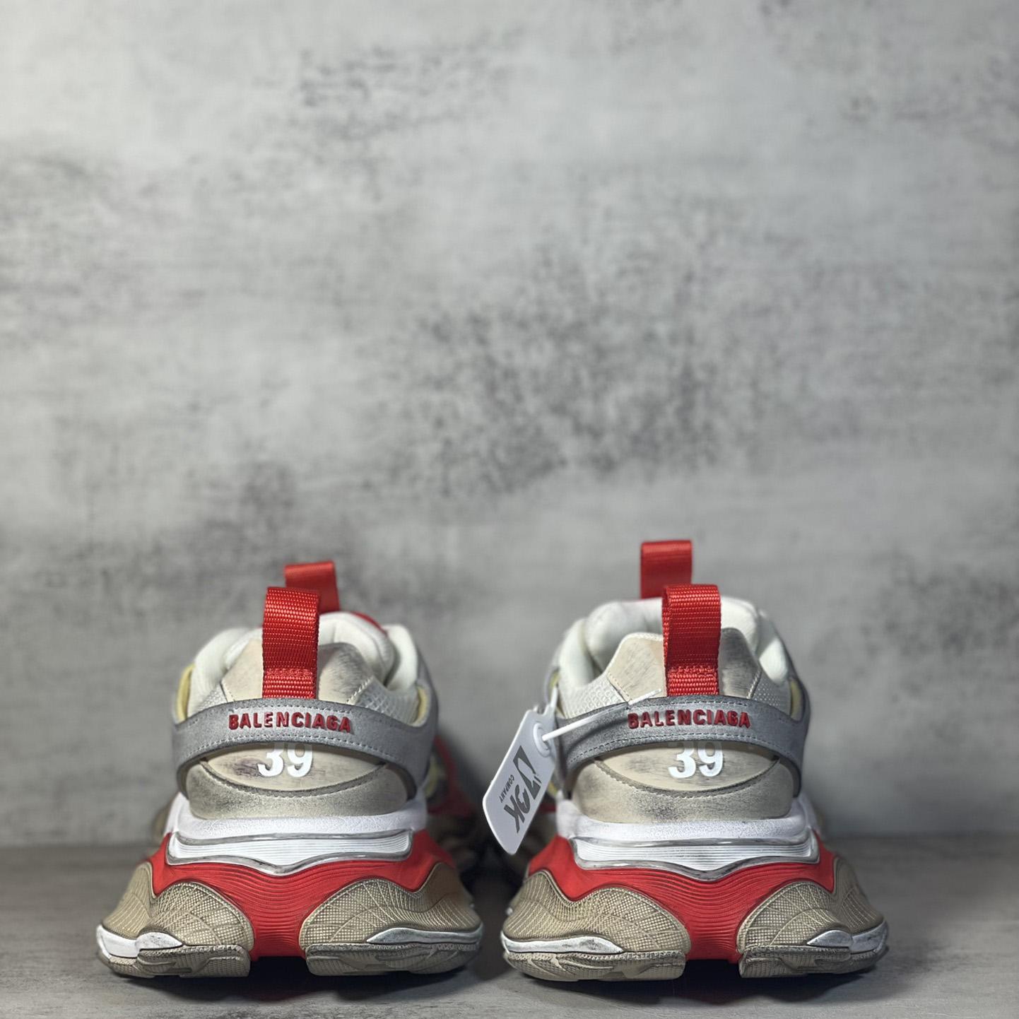 Balenciaga Cargo Sneaker In Beige, Grey And Red - 