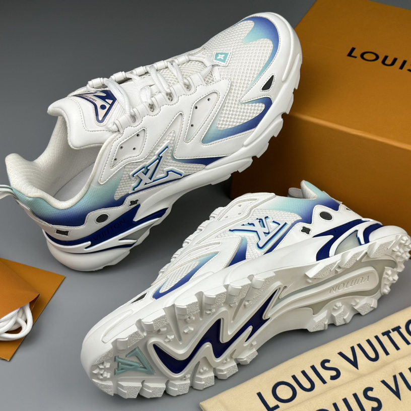 Louis Vuitton Runner Tatic Sneaker(Upon UK Size)     - 