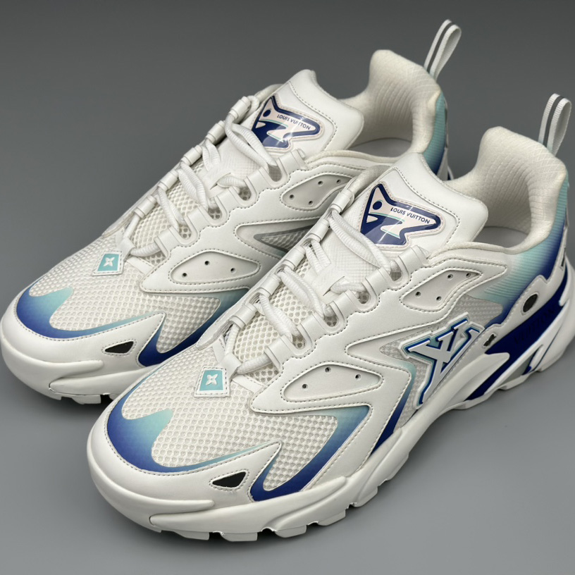 Louis Vuitton Runner Tatic Sneaker(Upon UK Size)     - 