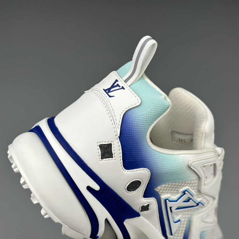 Louis Vuitton Runner Tatic Sneaker(Upon UK Size)     - 