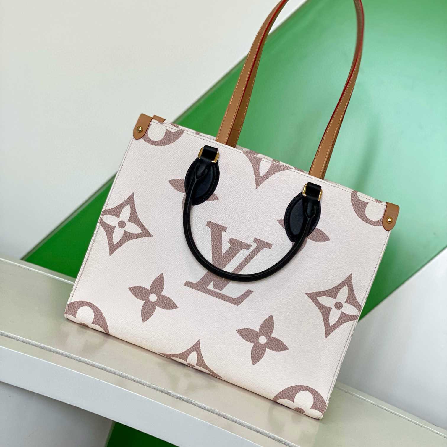 Louis Vuitton OnTheGo MM   M46912 - 