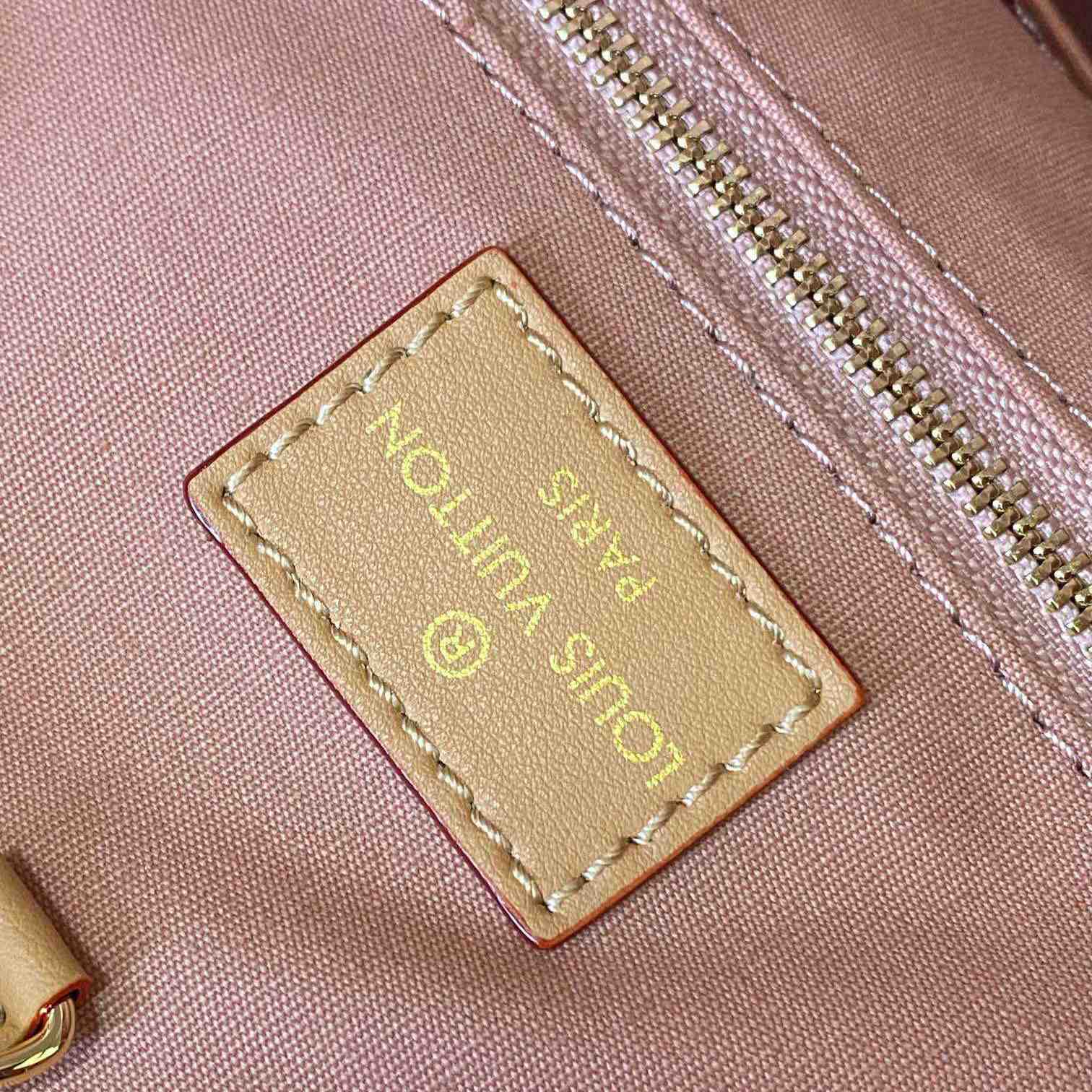 Louis Vuitton OnTheGo MM   M46912 - 