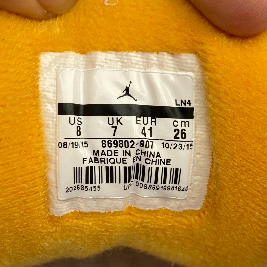 Air Jordan 3 Basketball Shoes      869802-907 - 