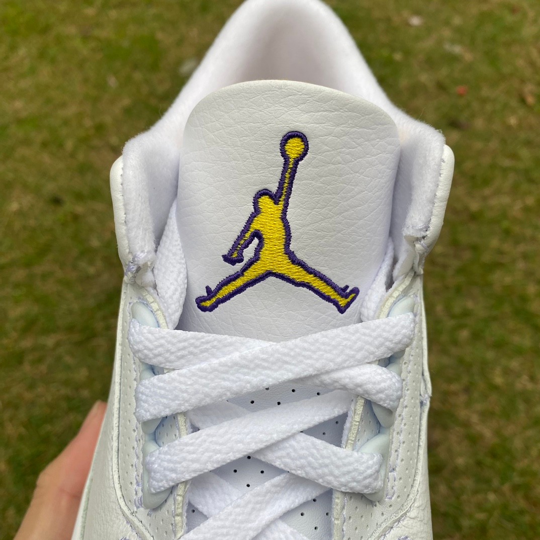 Air Jordan 3 Basketball Shoes      869802-907 - 