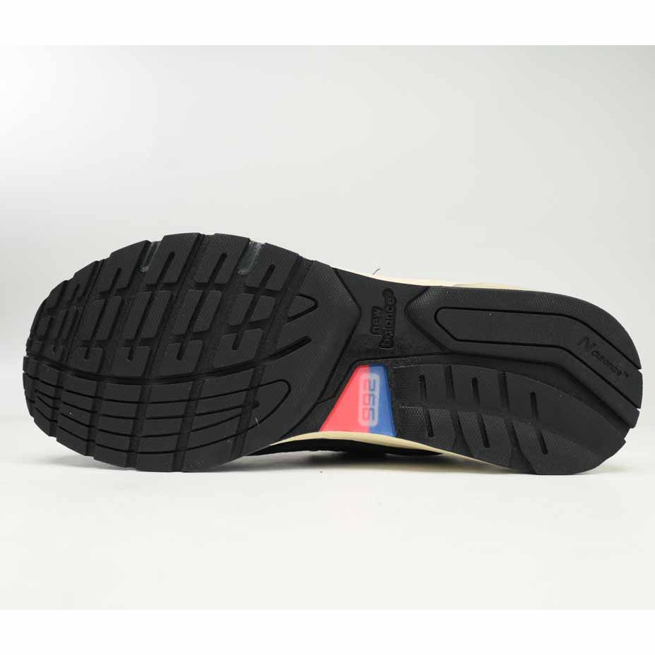 New Balance 992 Black Sneakers      M992BL  - 