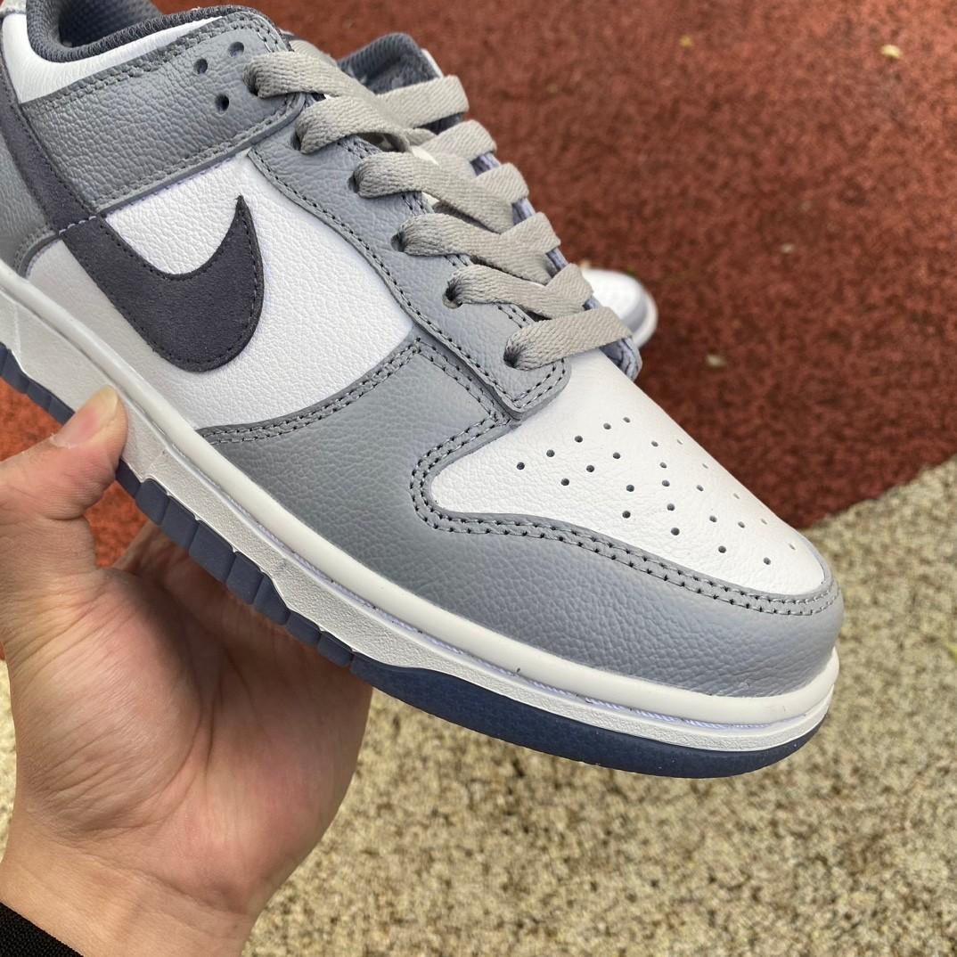 NikeDunk Low Sneakers          FJ4188-100 - 