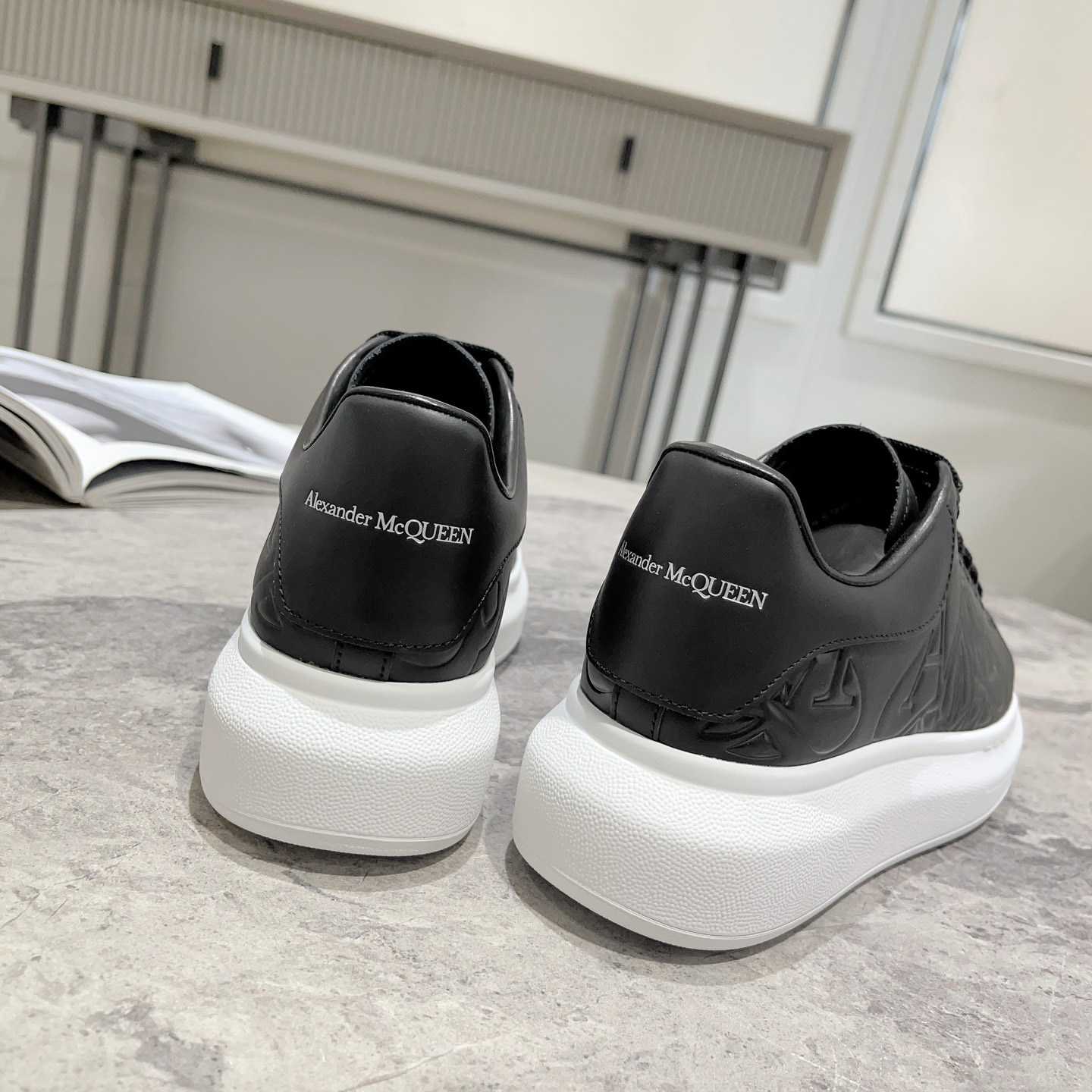 Alexander Mqueen Oversized Sneakers - 