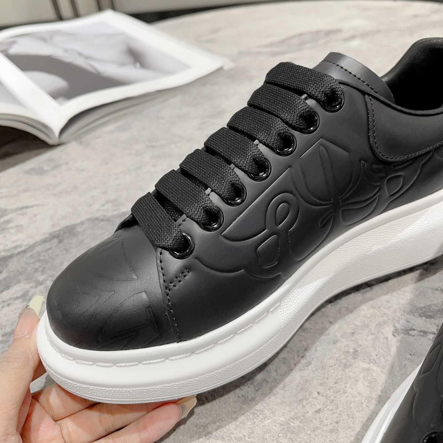 Alexander Mqueen Oversized Sneakers - 