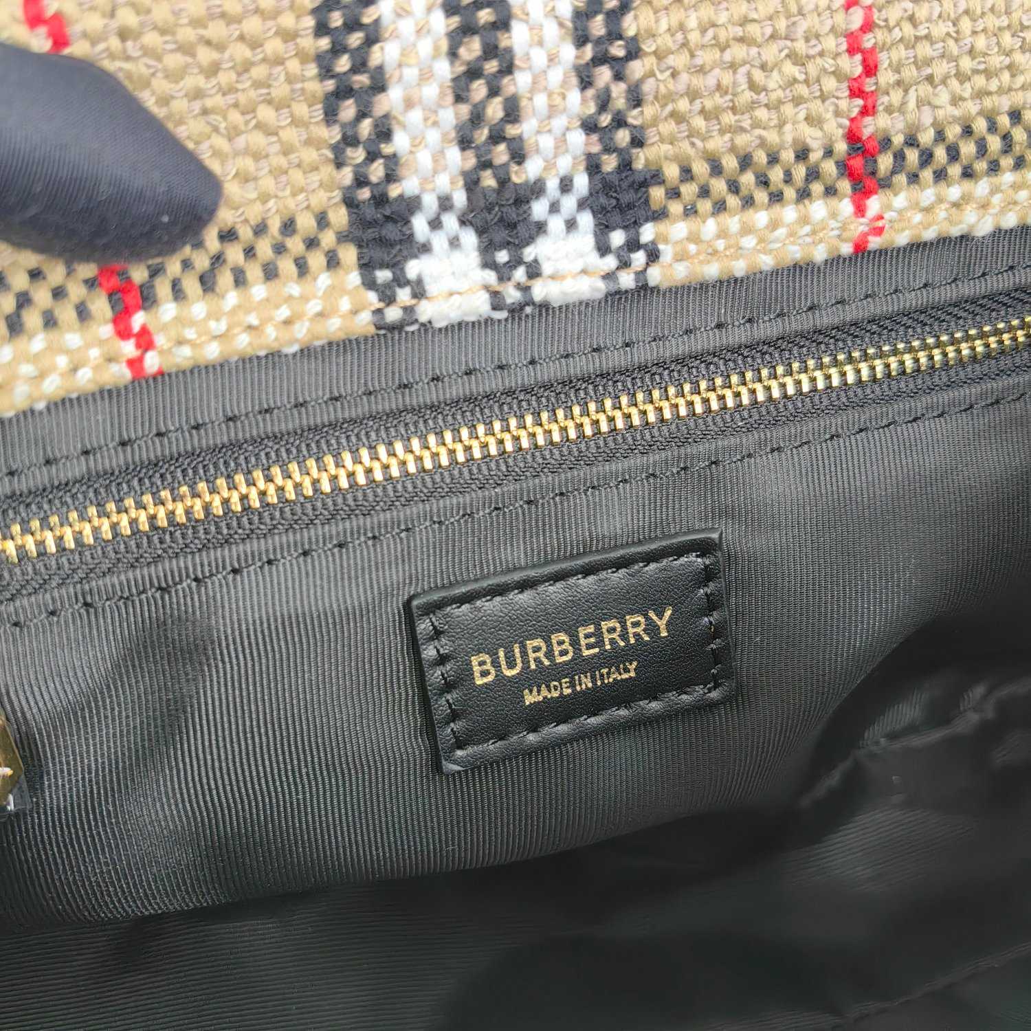Burberry Lola Vintage-check Bouclé Shoulder Bag (28 x 6.5 x 17cm) - DesignerGu