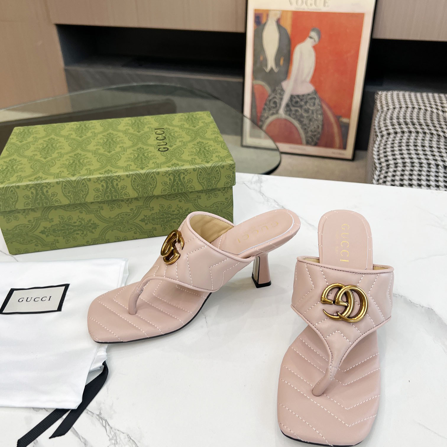 Gucci Women's Double G thong sandal - 