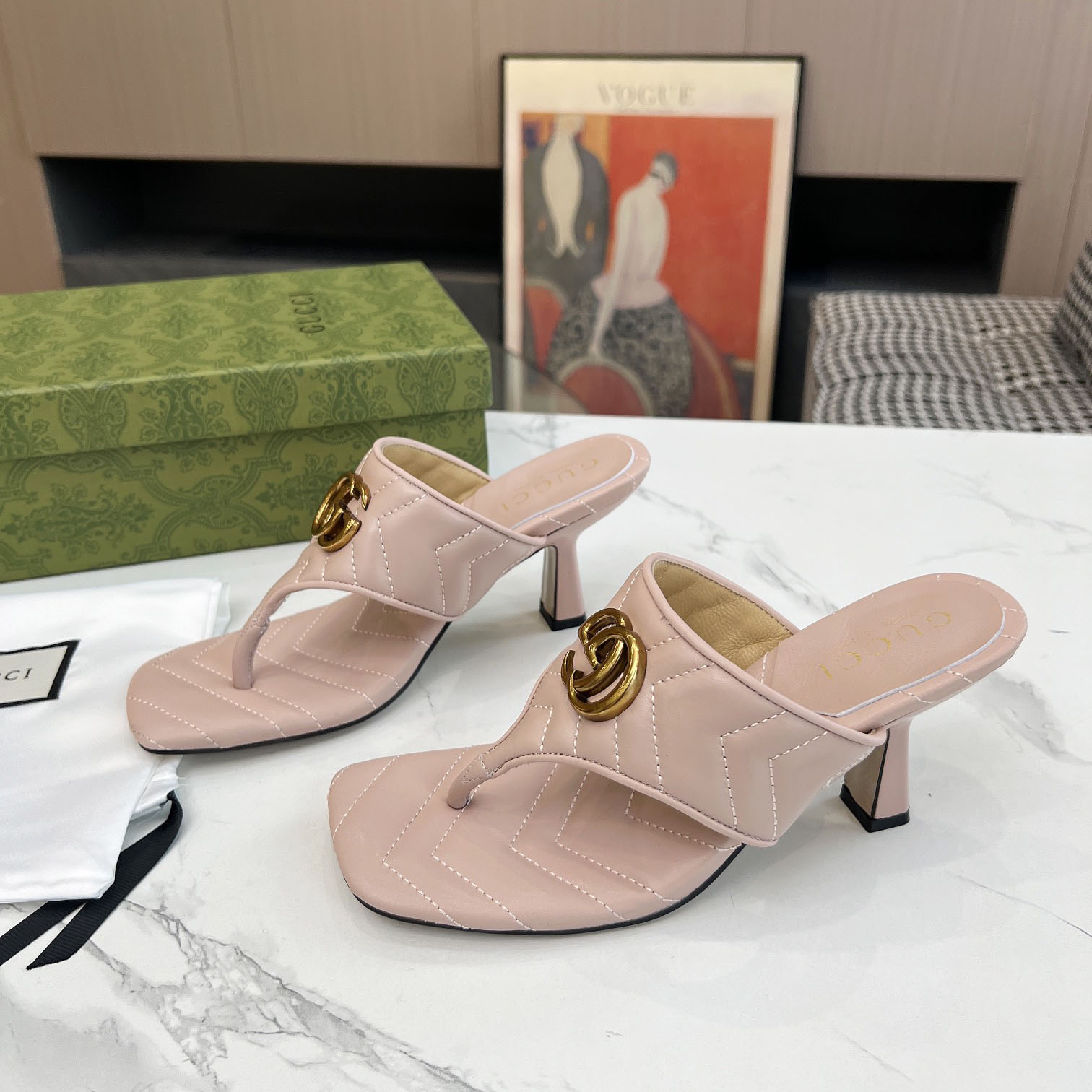 Gucci Women's Double G thong sandal - 