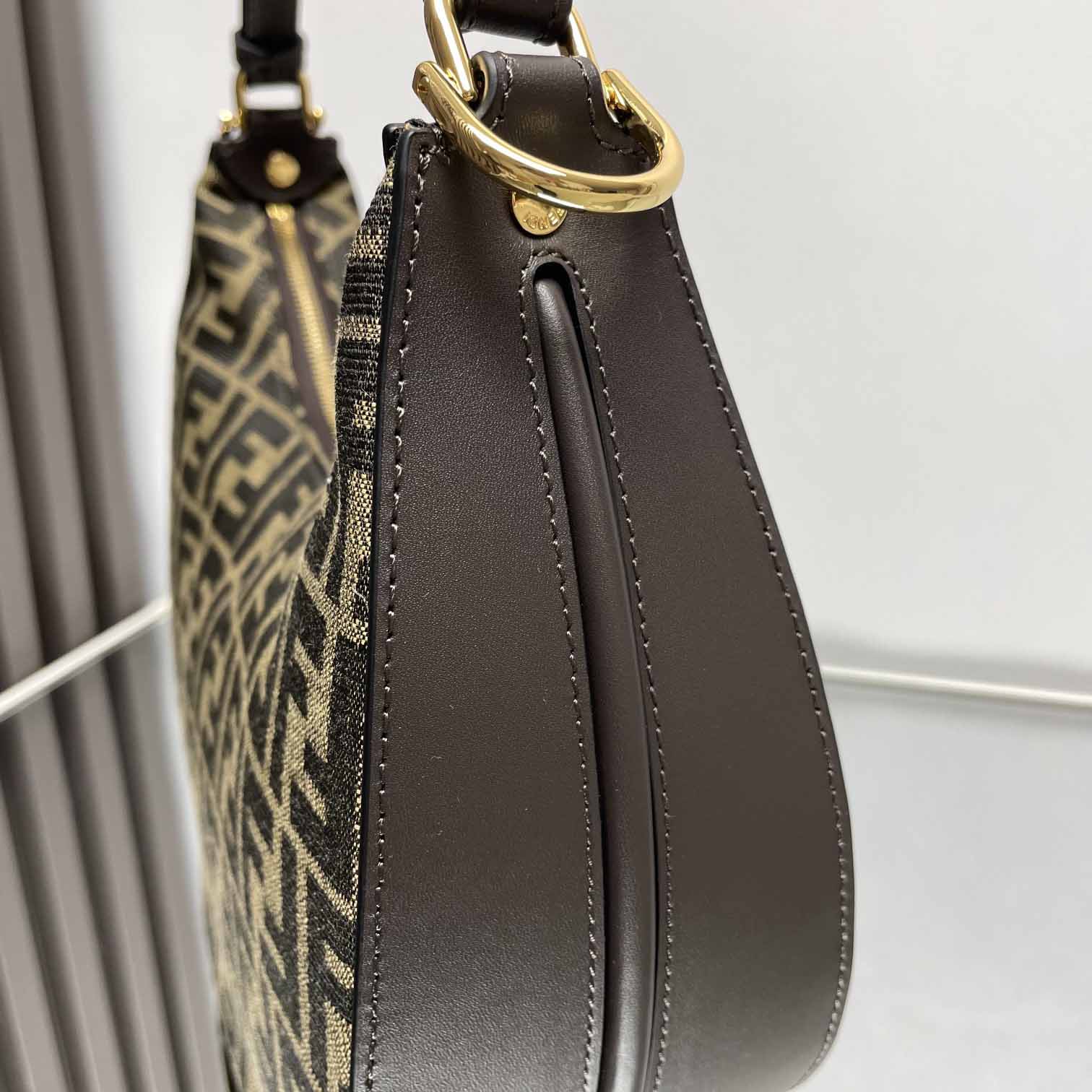 Fendi Fendigraphy Hobo Bag （29-24.5-10cm） - 