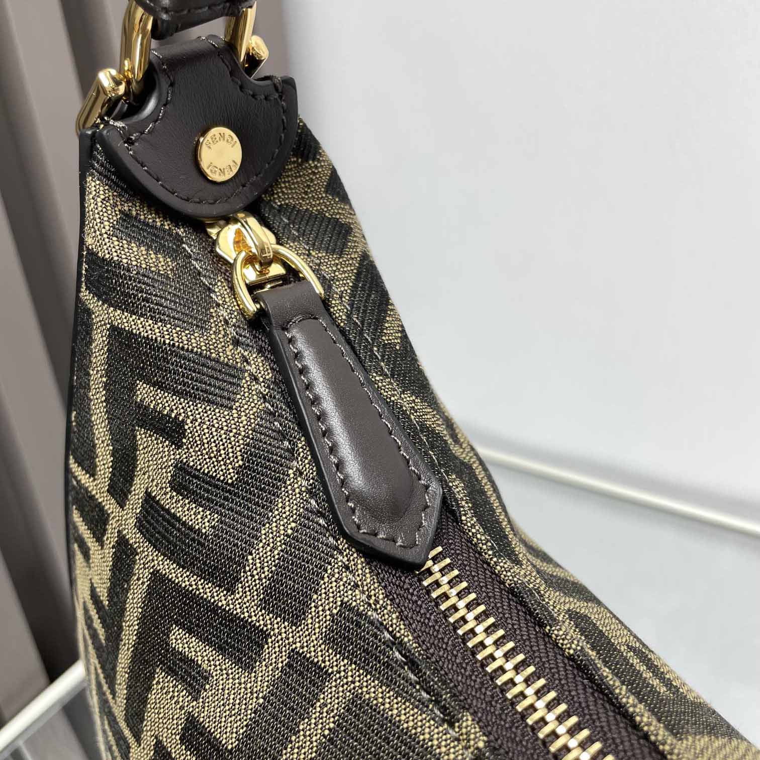 Fendi Fendigraphy Hobo Bag （29-24.5-10cm） - 