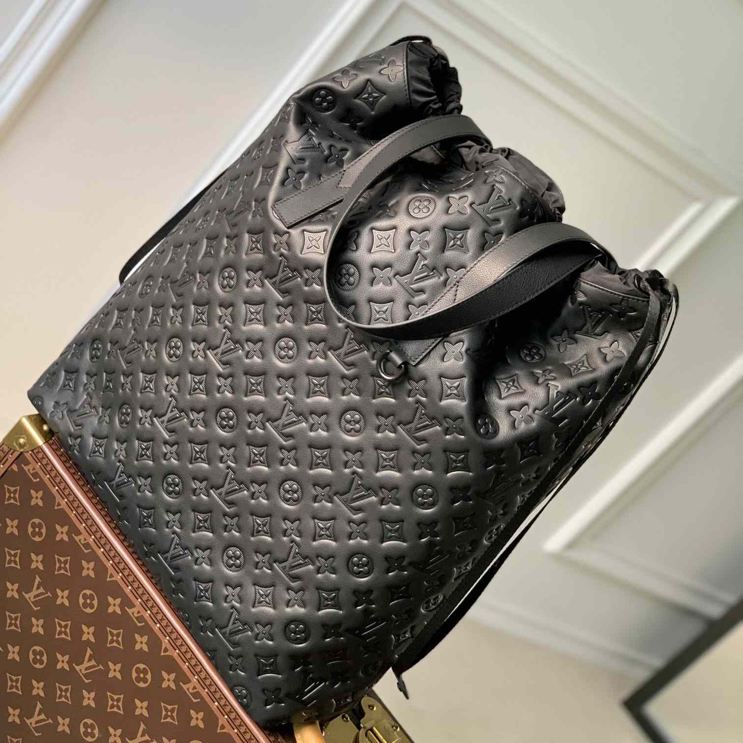 Louis Vuitton Helmet Bag   M46554 - 