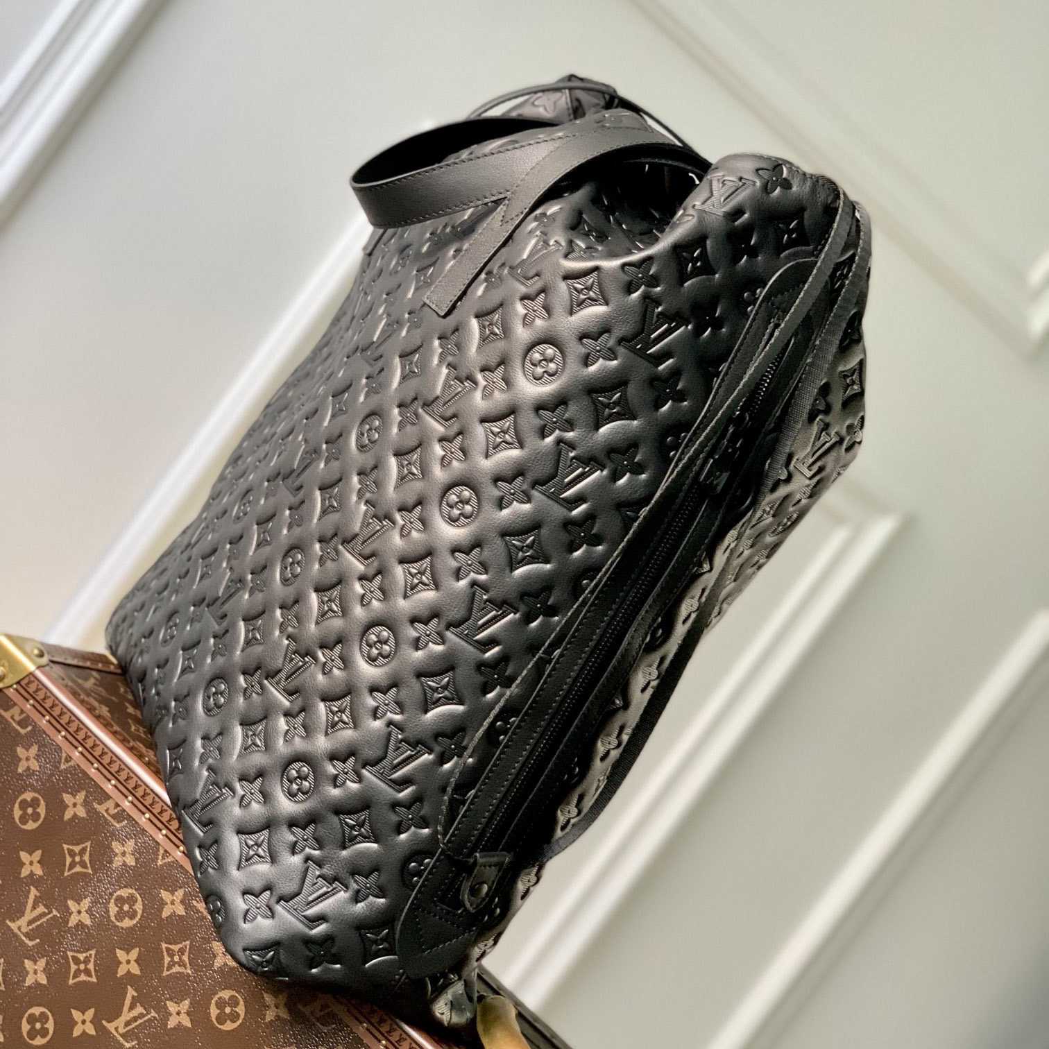 Louis Vuitton Helmet Bag   M46554 - 