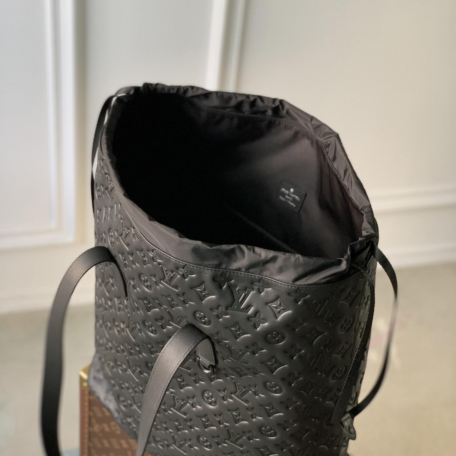Louis Vuitton Helmet Bag   M46554 - 