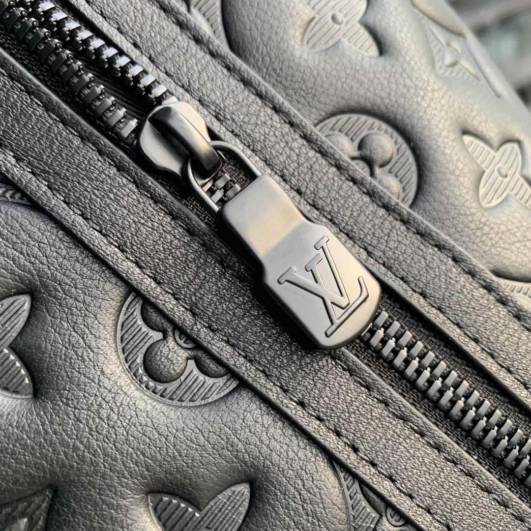 Louis Vuitton Helmet Bag   M46554 - 