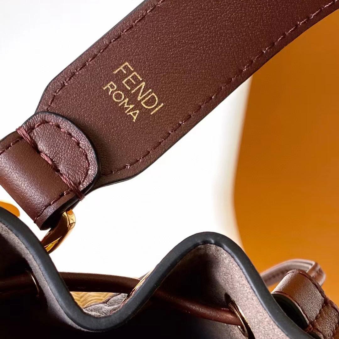Fendi "Mon Tresor" Mini Bag  (12-18-10cm) - 