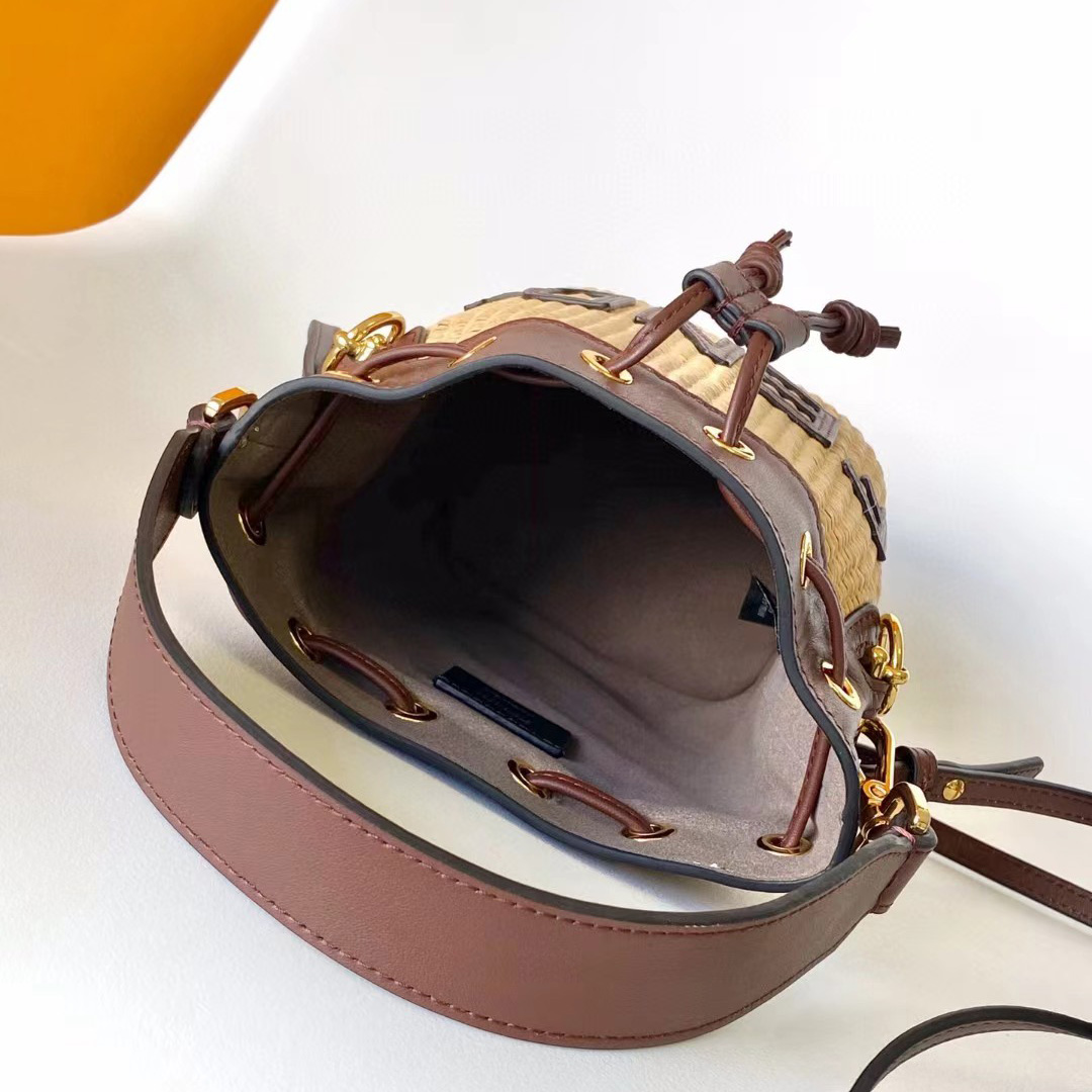 Fendi "Mon Tresor" Mini Bag  (12-18-10cm) - 