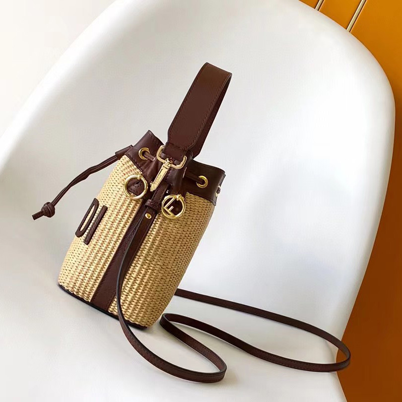 Fendi "Mon Tresor" Mini Bag  (12-18-10cm) - 