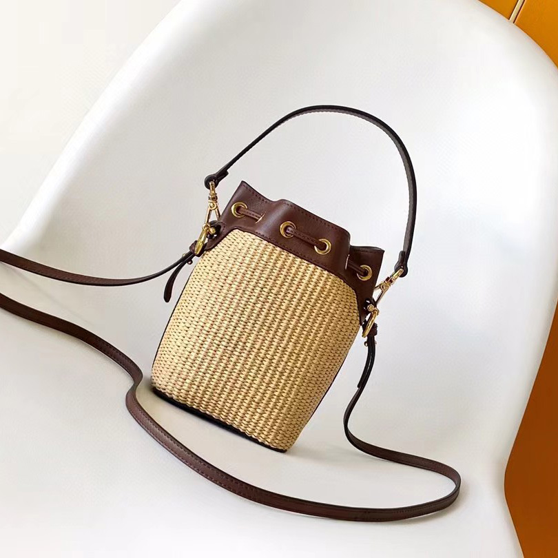 Fendi "Mon Tresor" Mini Bag  (12-18-10cm) - 