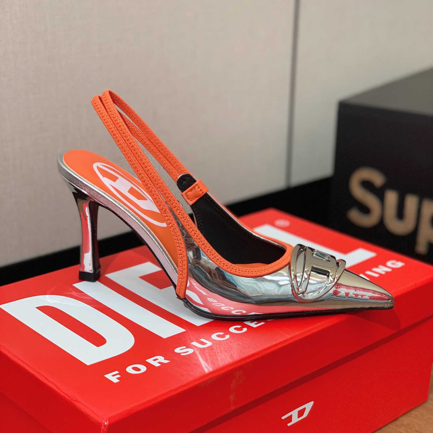 Diesel D-Venus Sb Slingback Pumps In Metallic Leather - 