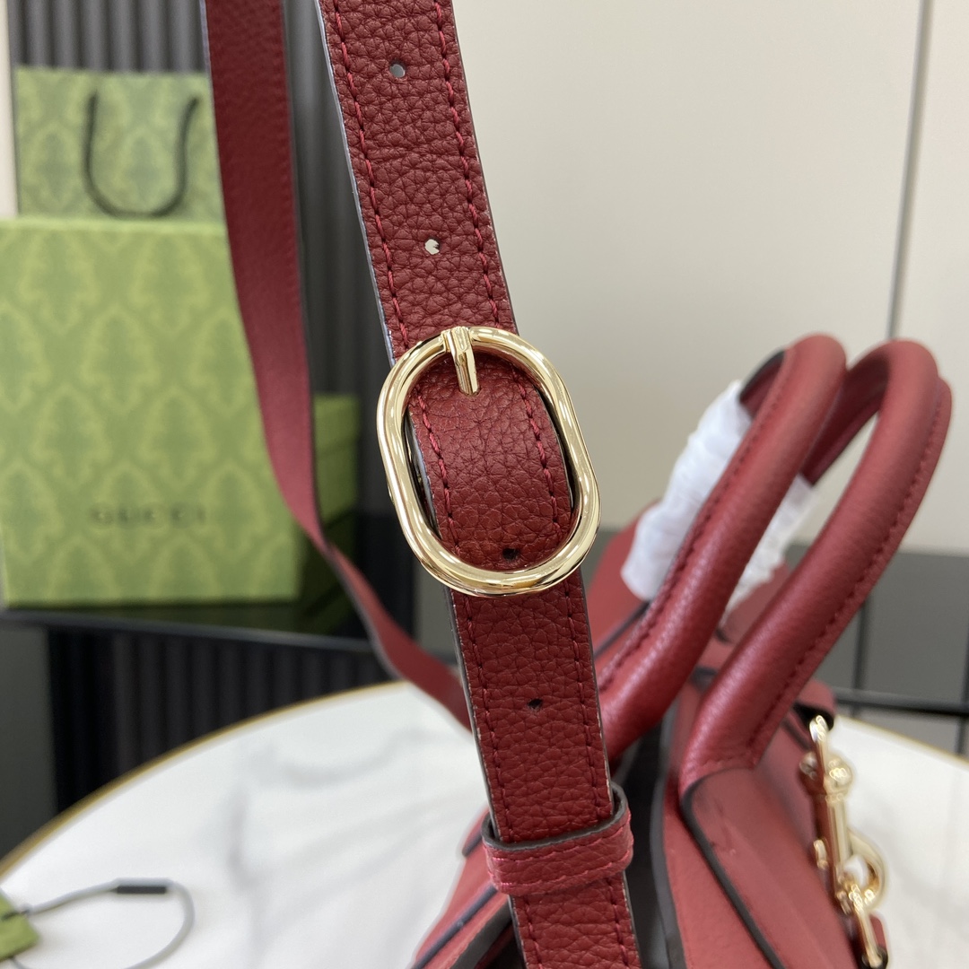 Gucci Medium Tote Bag With Hook Closure - 