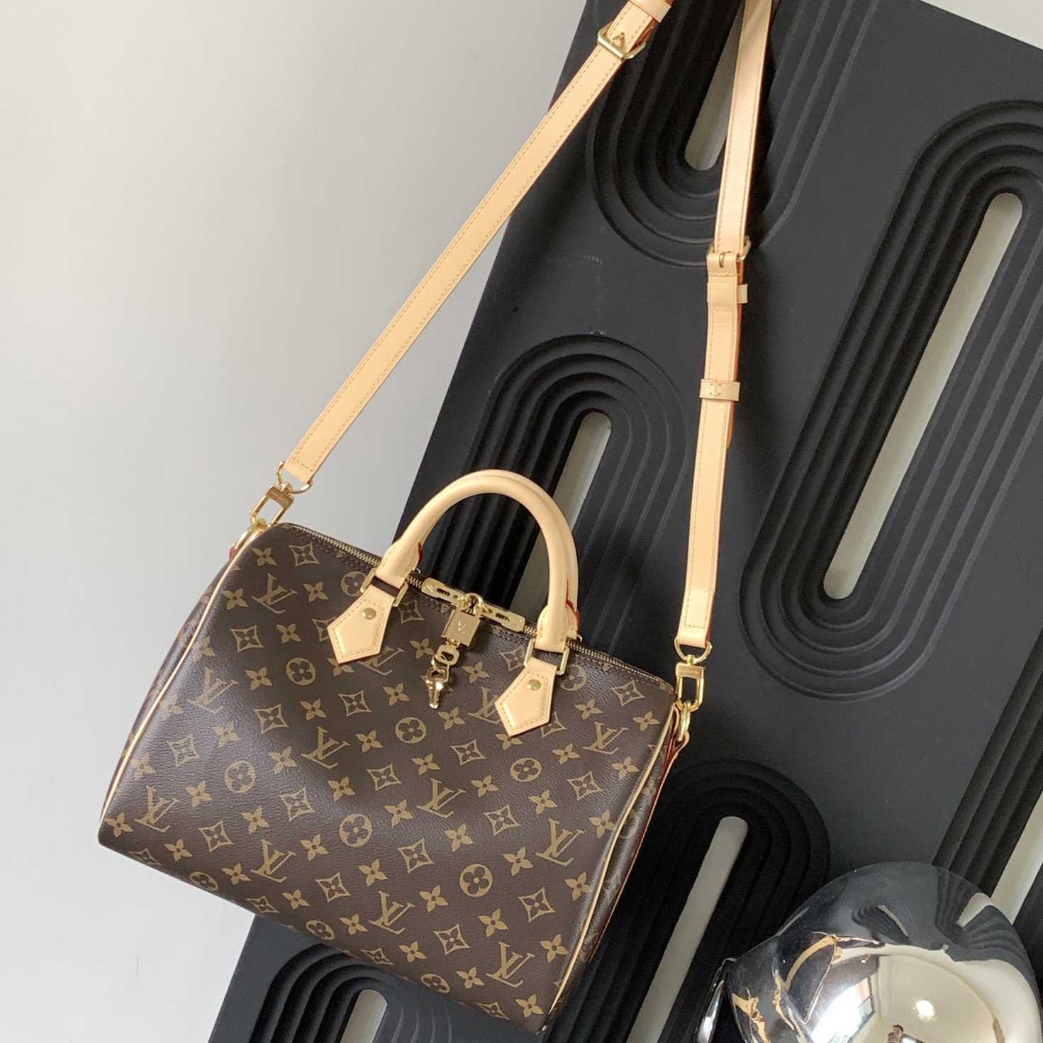 Louis Vuitton Speedy Bandoulière 30    M41112 - 