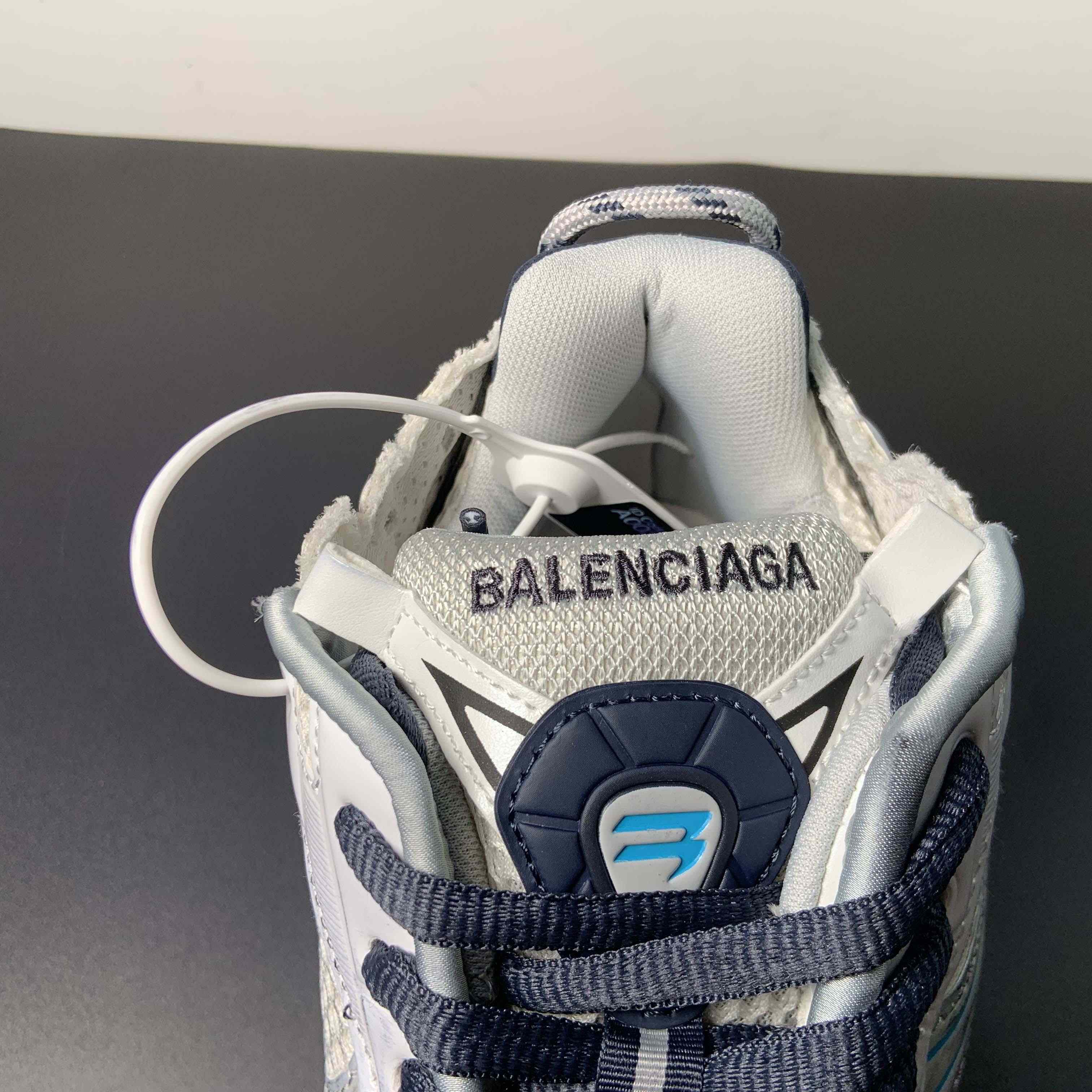 Balenciaga Runner Sneaker In Light Beige/grey/pink/blue - 