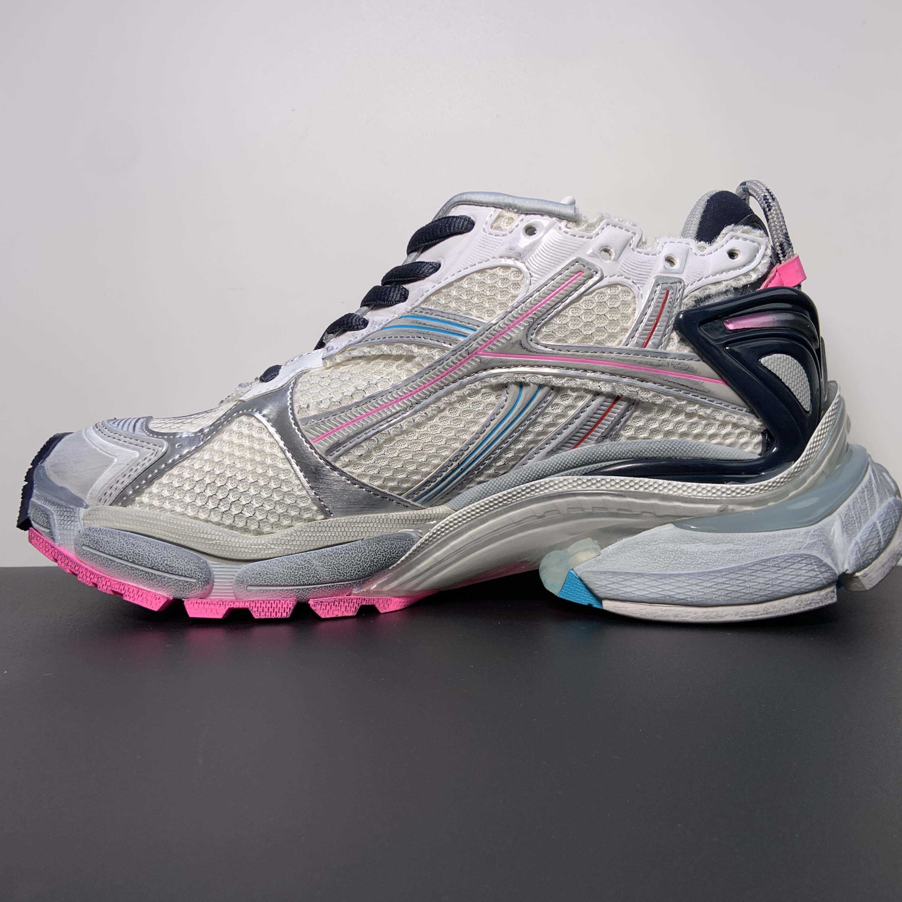 Balenciaga Runner Sneaker In Light Beige/grey/pink/blue - 