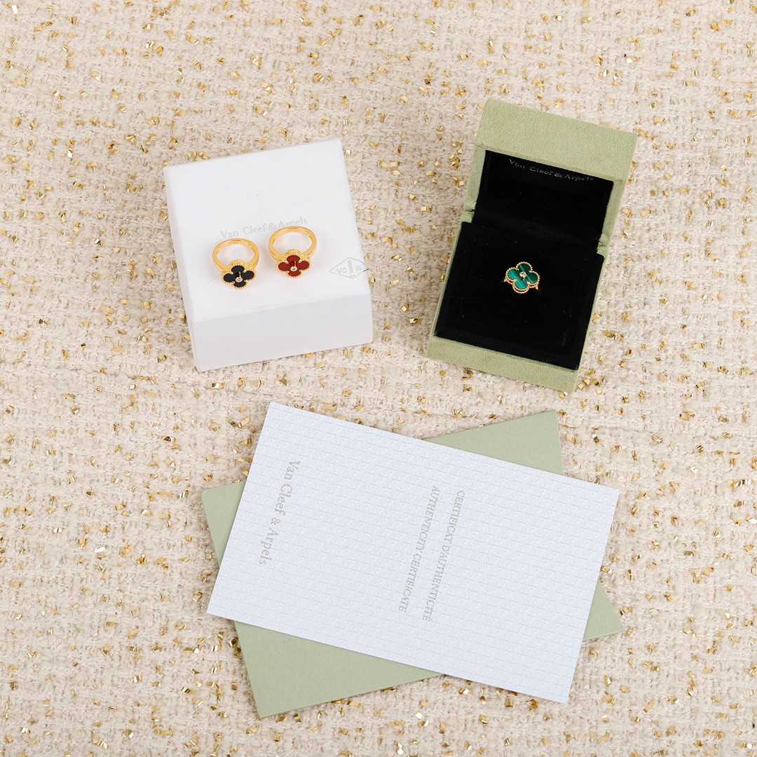 Van Cleef & Arpels Rings - 
