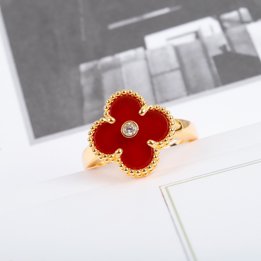 Van Cleef & Arpels Rings - 