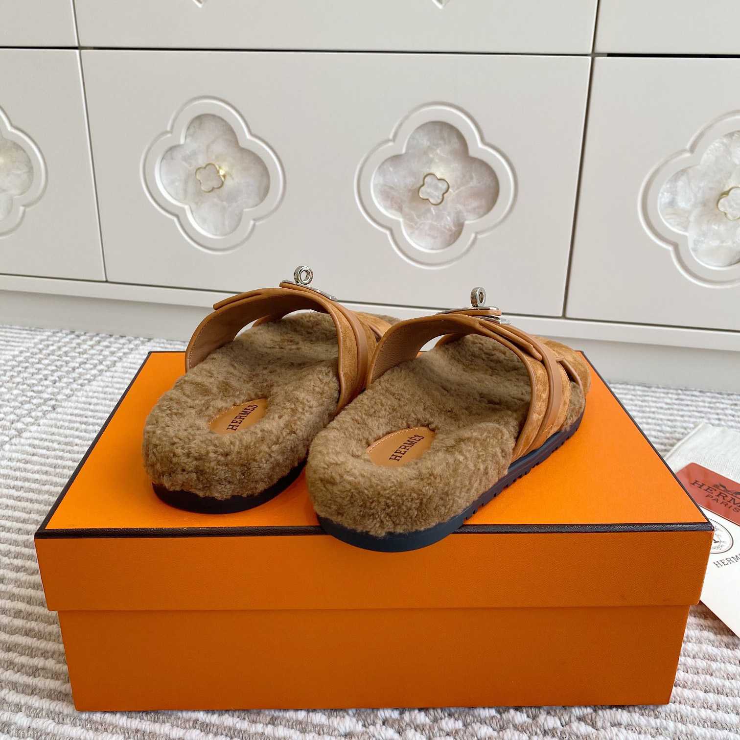 Hermes Kelly Sandal - 
