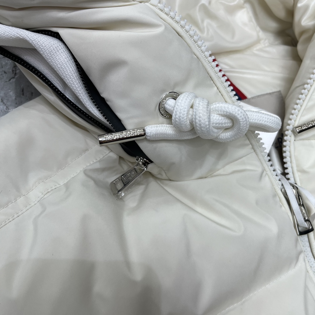 Moncler Cardamine Down Vest  - 