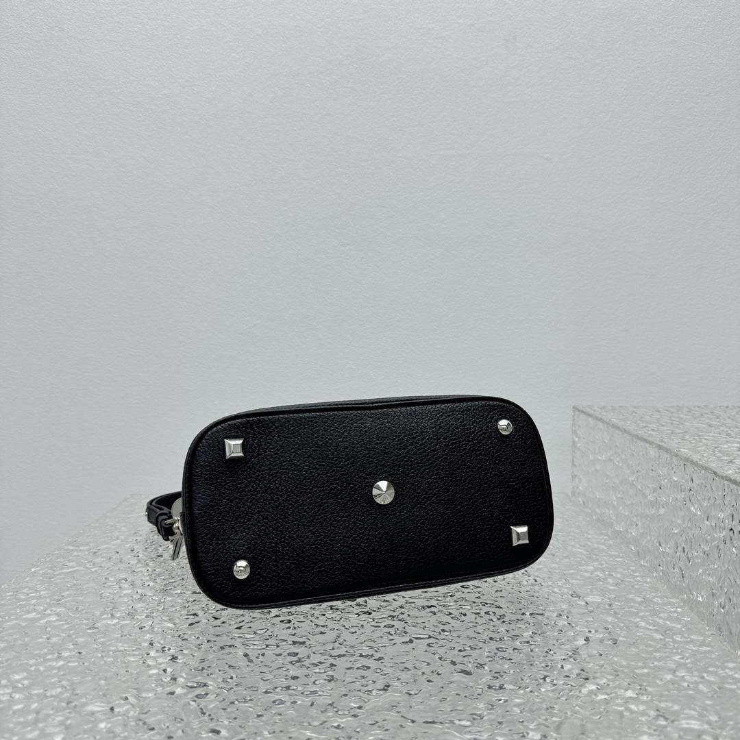 Maison Margiela Micro 5AC Classique Top-handle Bag （26x24x13cm） - 