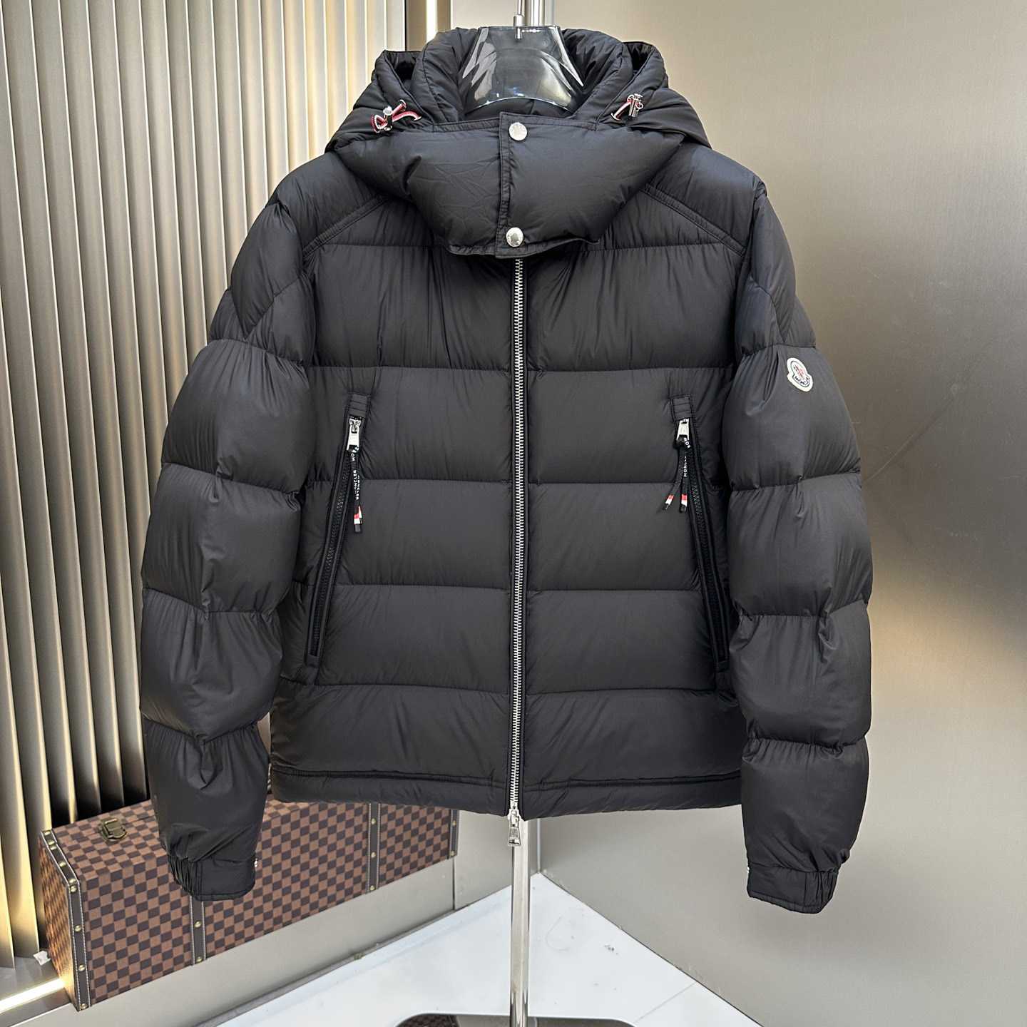 Moncler Poirier Puffer Jacket - 