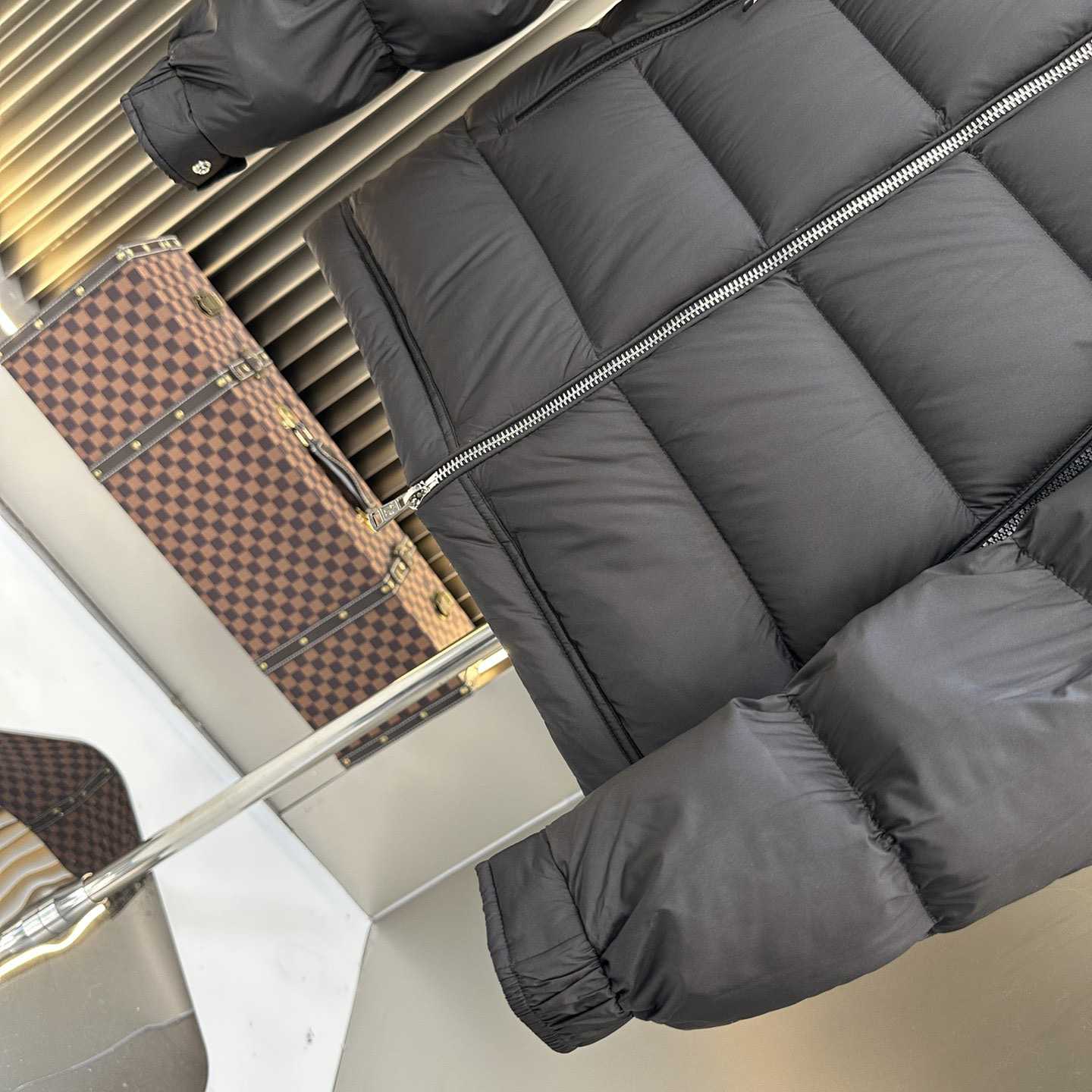 Moncler Poirier Puffer Jacket - 