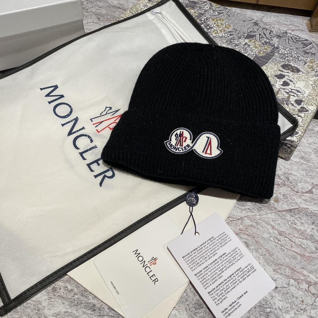 Moncler Beanie  - 