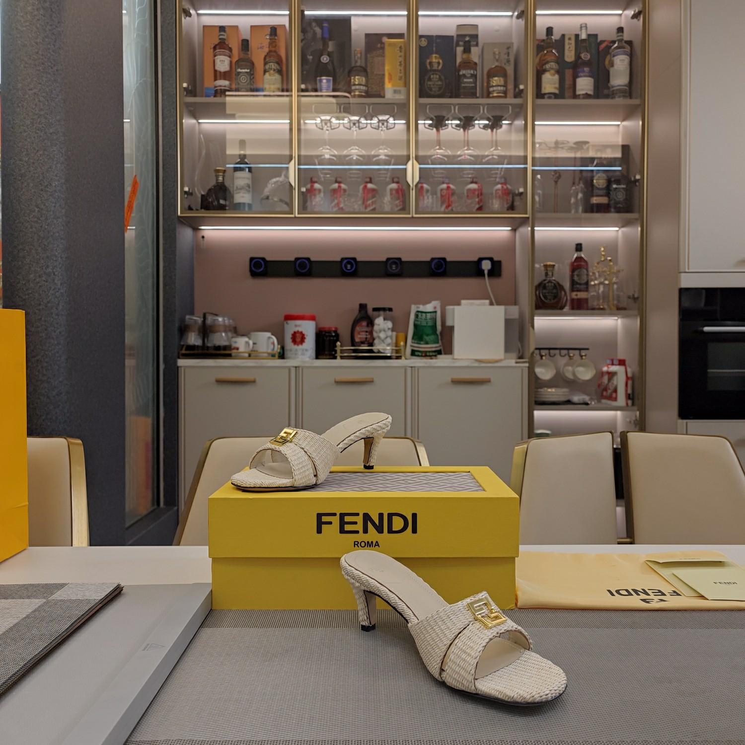 Fendi FFold Beige Cotton Fibre Medium-heel Sandals - 